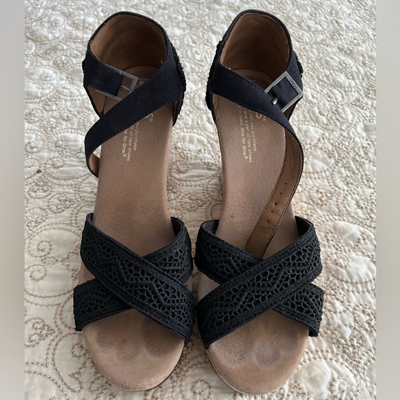 Tom’s, Black Strappy Wedges - Picture 1 of 5